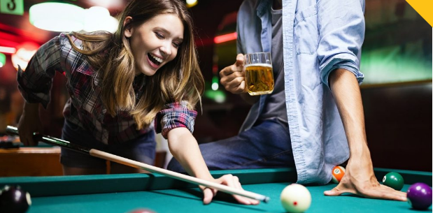 Players enjoying snooker at Snooker Club 147